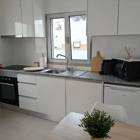 Blue Horizon Apartment *